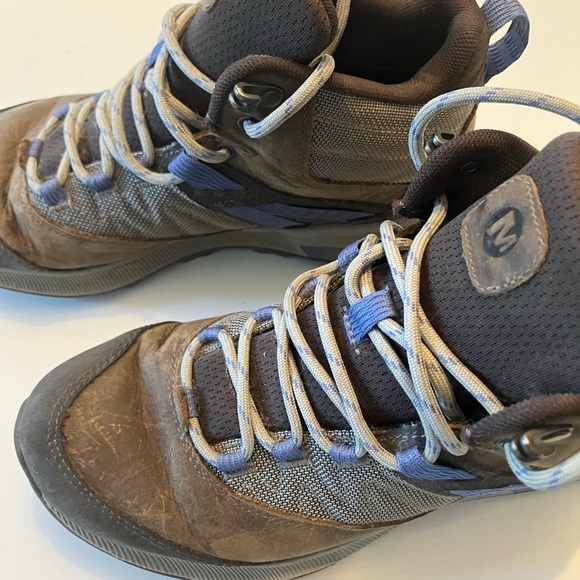 Merrell women’s hiking boots - Picture 3 of 12
